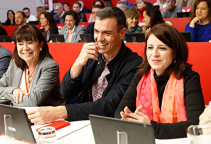 Narbona, Sánchez y Lastra, en el Comité. |  EFE