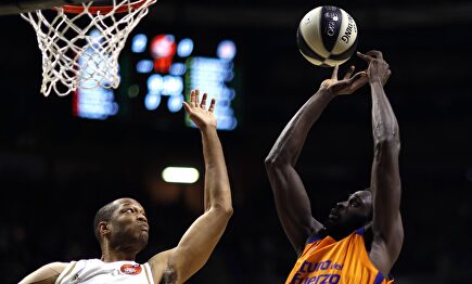 Victoria blanca. |  EFE