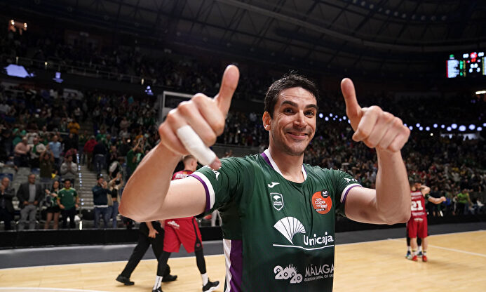 Carlos Suárez celebra el triunfo de Unicaja |  ACB Photo