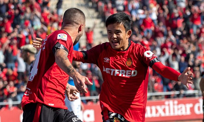 Kubo ha hecho una expléndida temporada como futbolista bermellón | EFE