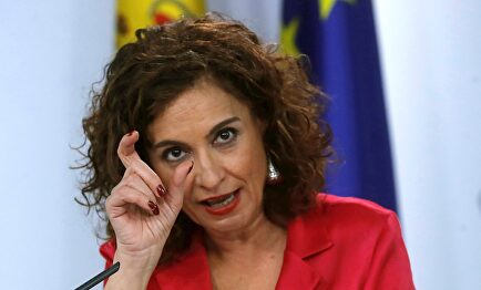 La Agencia Tributaria consideran que se trata de pagos en especie y que, por tanto, deben cotizar y tributar. | EFE