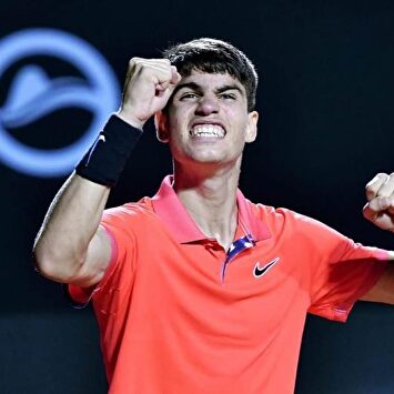 Carlos Alcaraz, con tan sólo 17 años, consigue su primer challenger en Trieste. | EFE