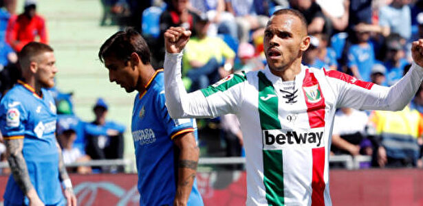 Acuerdo total para el fichaje de Braithwaite por el F.C. Barcelona |  EFE