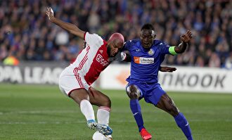 Ryan Babel se burla de Nyom imitando su cojera