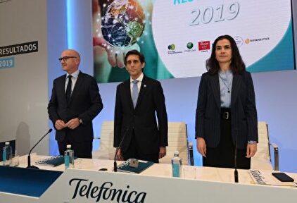Ángel Vila, Álvarez Pallete y Laura Abasolo, en la presentación de resultados de Telefónica | Telefónica
