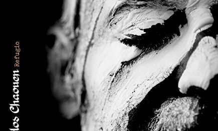 Portada de 'Refugio' |  Dromedario Récords