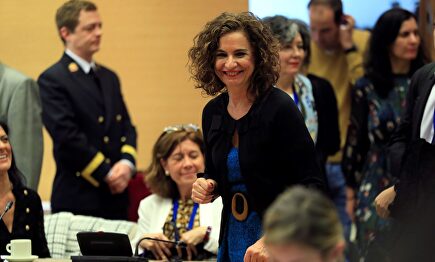 La portavoz del Gobierno y ministra de Hacienda, María Jesús Montero, este jueves |  EFE