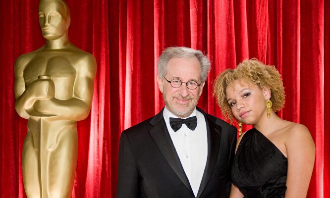 Spielberg y su hija en los Oscar. |  Cordon Press