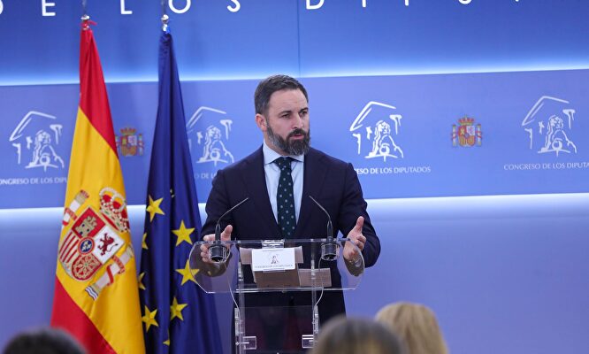 El presidente de VOX, Santiago Abascal en rueda de prensa |  Jesús Hellín / Europa Press