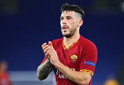 Carles Pérez, durante el partido de la Europa League que la Roma disputó contra el Gante el pasado jueves. |  Cordon Press