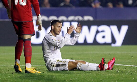 Eden Hazard ante el Levante. |  EFE