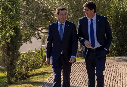 Juan Manuel Moreno y Juan Marín | EFE