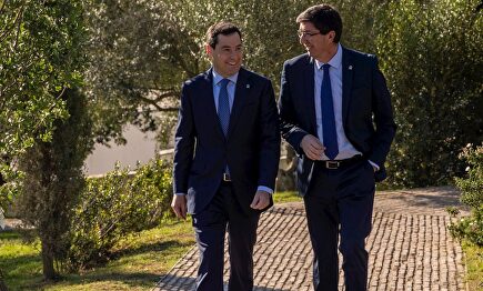 Juan Manuel Moreno y Juan Marín | EFE