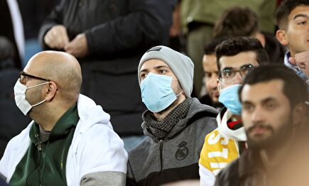 Personas con mascarillas |  EFE