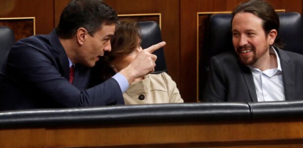 Sánchez e Iglesias en el Congreso | EFE