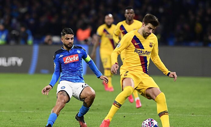 El duelo de vuelta entre Barcelona y Nápoles, que iba a disputarse el próximo miércoles, queda aplazado. |  EFE