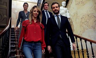 Cayetana Álvarez de Toledo y Pablo Casado. |  EFE