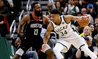El tremendo palo de Harden a Antetokounmpo