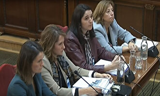 Tejera y sus compañeras durante su comparecencia en el Supremo. |  EFE