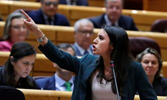 La ministra de Igualdad, la ultra Irene Montero, en el Senado |  EFE