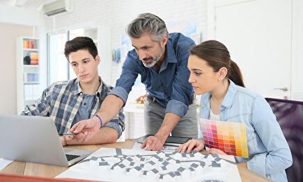 La empleabilidad de los jóvenes |  Alamy