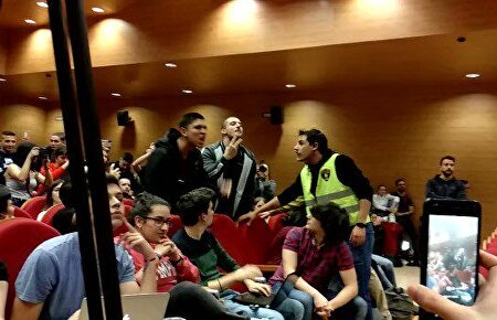 El escrache de la extrema izquierda a Pablo Iglesias en su antigua facultad