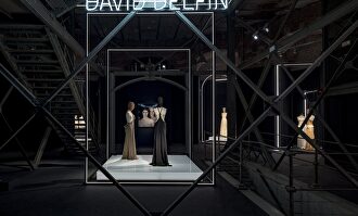 David Delfín: la exposición que recuerda el legado del icono de la moda española