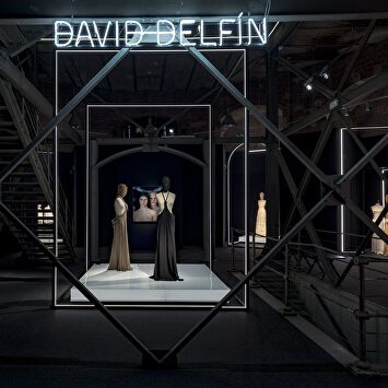 David Delfín: la exposición que recuerda el legado del icono de la moda española