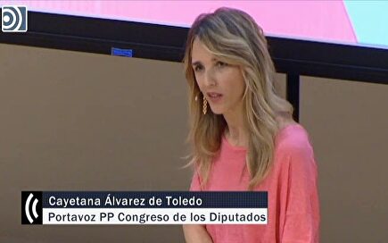 Álvarez de Toledo: "No hay mujer más humillada en la política española que Irene Montero"