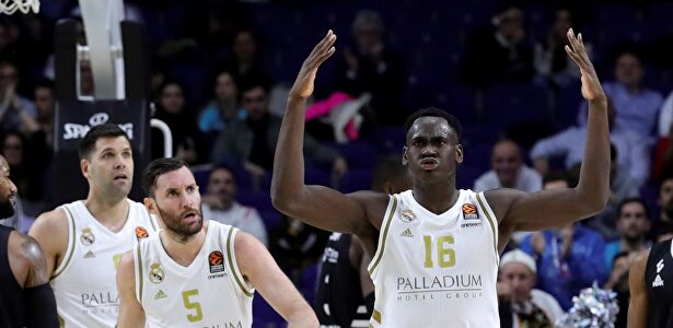 Usman Garuba, en acción ante el Asvel Villeurbanne. |  EFE