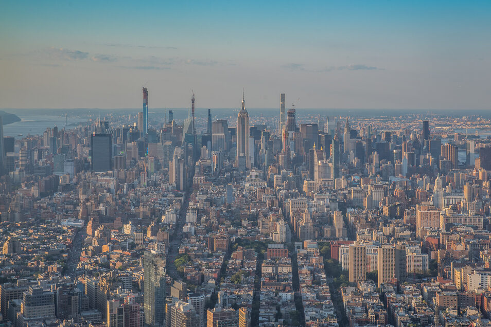 Clásicos y novedades por las que Nueva York es la ciudad de los gigantes que acarician el cielo - Artículos de viaje Nueva York ha sido, es y parece que seguirá siendo mucho tiempo una de las ciudades del mundo más relacionada con los rascacielos.