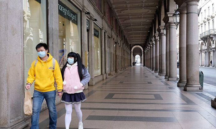 Una calle de Turín sin apenas viandantes |  EFE