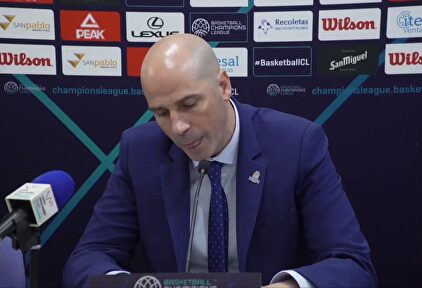 El técnico del San Pablo de Burgos critica a su rival italiano por su "papelón" ante el coronavirus