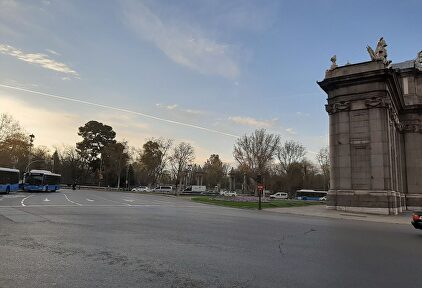 Madrid amanece desierto por el coronavirus