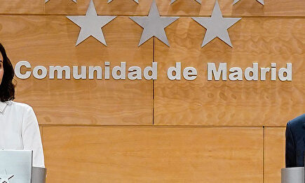 Díaz Ayuso y Martínez-Almeida durante la comparecencia. |  Comunidad de Madrid