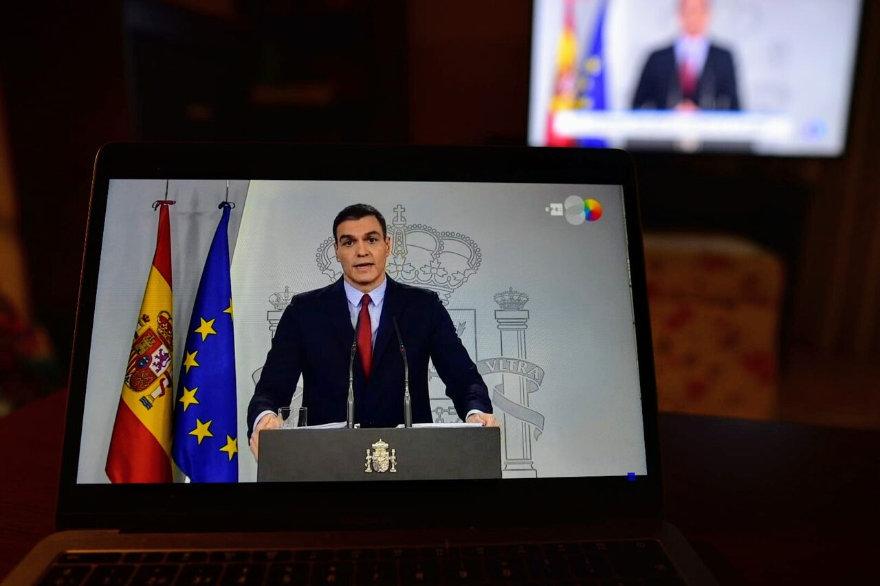 Sánchez en una de sus comparecencias de fin de semana | LD