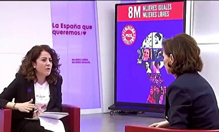 Carmen Calvo animaba a las mujeres a acudir a la manifestación del 8-M: "les va la vida en ello"