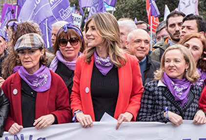 Carmen Calvo, Begoña Gómez y Nadia Calviño en la marcha del 8-M en Madrid | C.Jordá