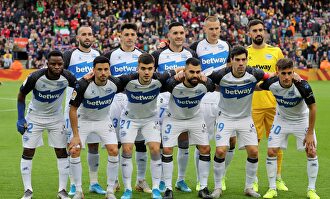 Formación inicial del Alavés en el partido de Liga contra el Barcelona en el Camp Nou el pasado 21 de diciembre. | Cordon Press