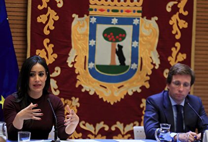 La vicealcaldesa de Madrid, Begoña Villacís, y el alcalde de la capital, José Luis Martínez Almeida | Europa Press