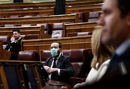 La sesión parlamentaria más insólita en imágenes