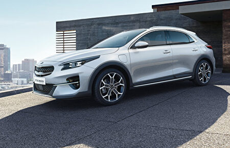 Kia XCeed híbrido enchufable: llega a España