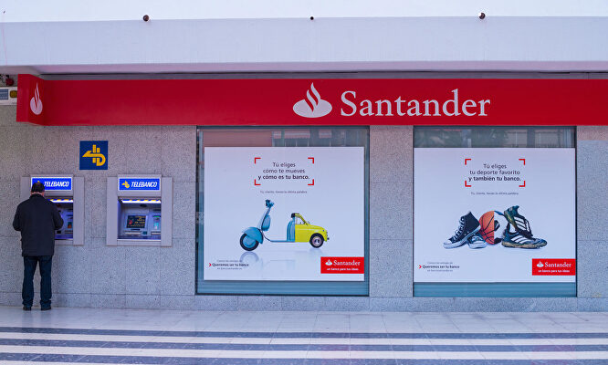 Banco Santander | Alamy