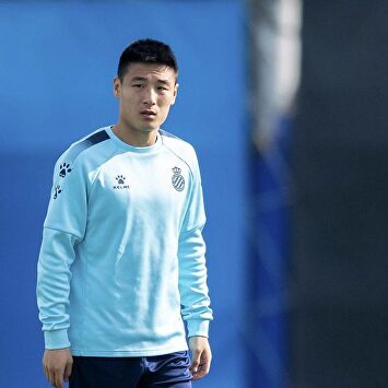 Wu Lei, en un entrenamiento con el Espanyol. | Cordon Press
