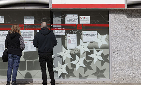 El paro, superior a lo que reconoce el gobierno | Europa Press