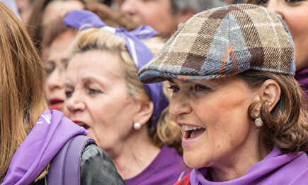 La vicepresidenta del Gobierno, Carmen Calvo, en la manifestación del 8-M en Madrid, | C.Jordá