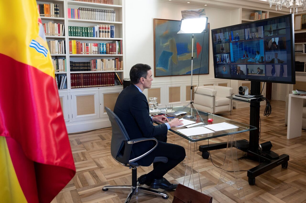El presidente del Gobierno, Pedro Sánchez, participa en la cumbre virtual de líderes del G20. | EFE