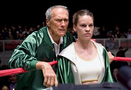 Eastwood alecciona a su pupila | Instagram
