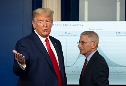 Trump con Anthony Fauci, el principal responsable científico de la lucha contra el coronavirus en EEUU | EFE