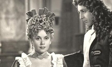 Ana Mariscal, en una escena de una película | Youtube